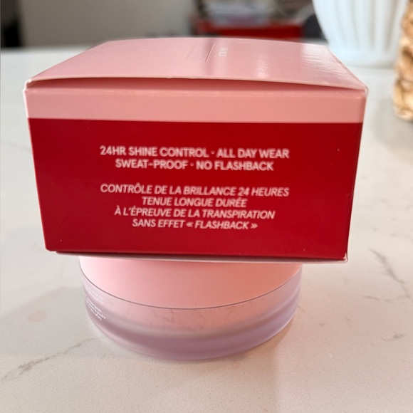 One Size Ultra Pink Setting Powder - Picture 9 of 15
